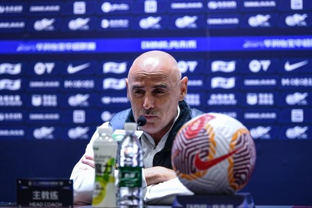 大家不断努 大家不断努