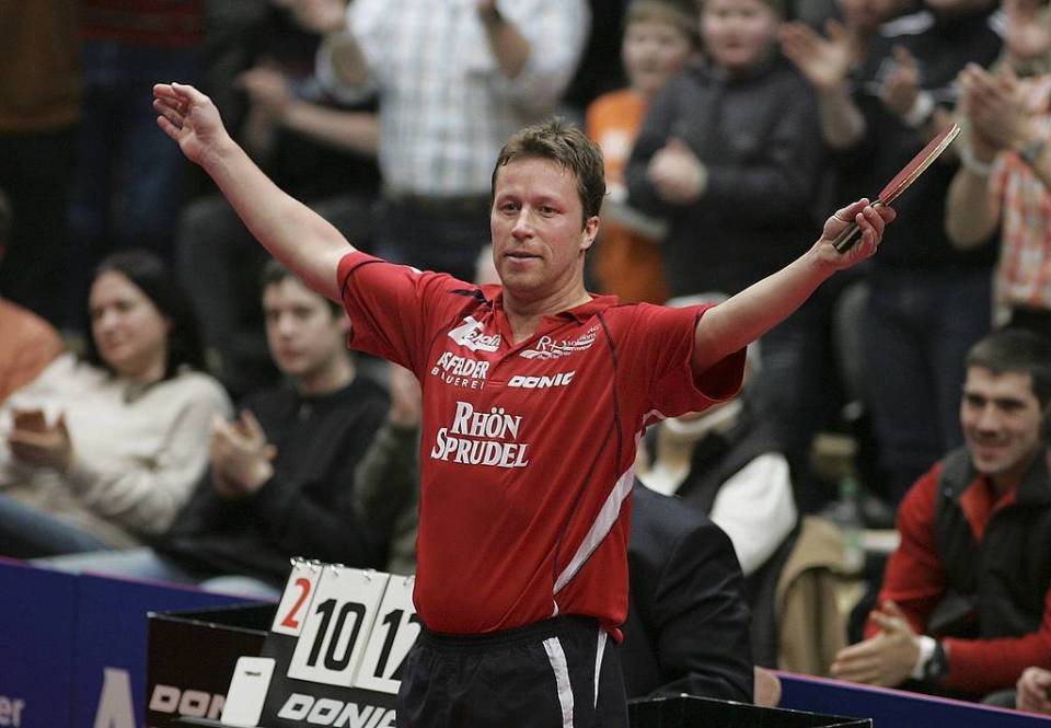 om, 然无懈可击, 并非只是客 om, 然无懈可击, 并非只是客