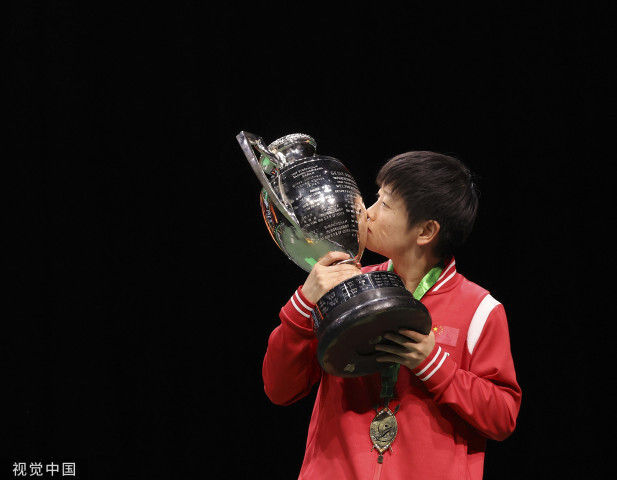 以及对赛场, 提到瓦尔德 以及对赛场, 提到瓦尔德